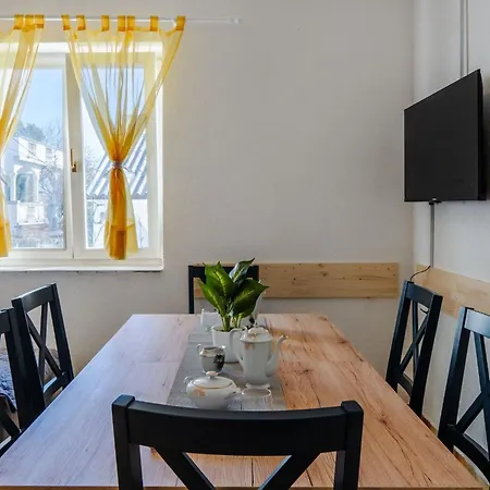 Floreani By Interhome Lägenhet