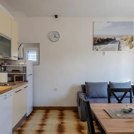 Floreani By Interhome * Vir