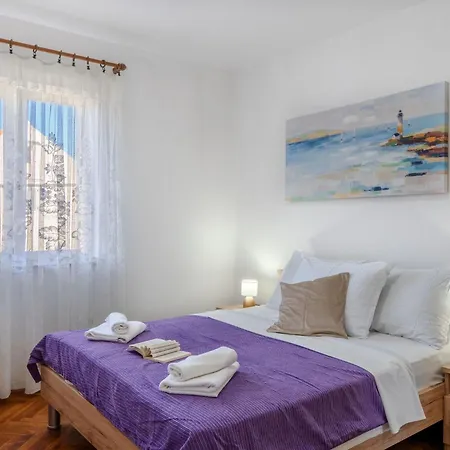 Daire Floreani By Interhome Vir