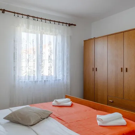 Floreani By Interhome * Vir